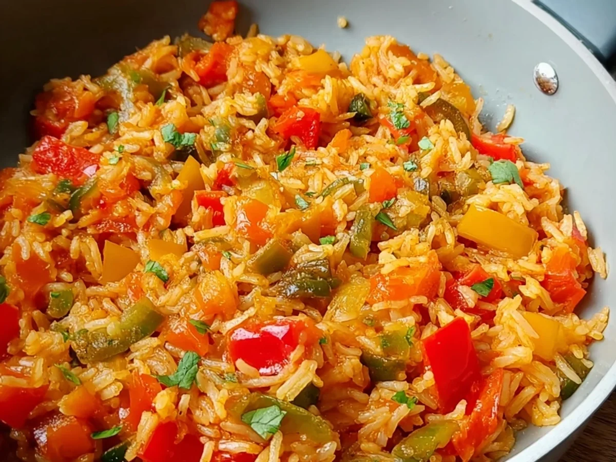 Schnelle Reispfanne mit Paprika: Einfaches Hauptgericht - Bild 2