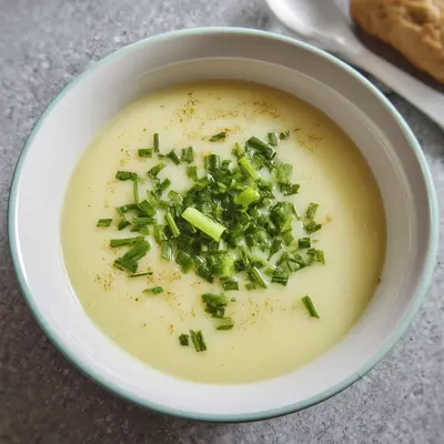 Cremige Kohlrabi-Suppe: Schnell & einfach zubereitet
