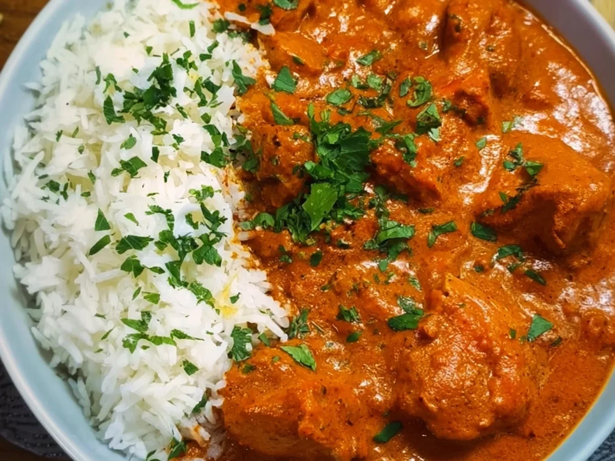 Indisches Butter Chicken Rezept: Cremig & Aromatisch - Beitragsbild