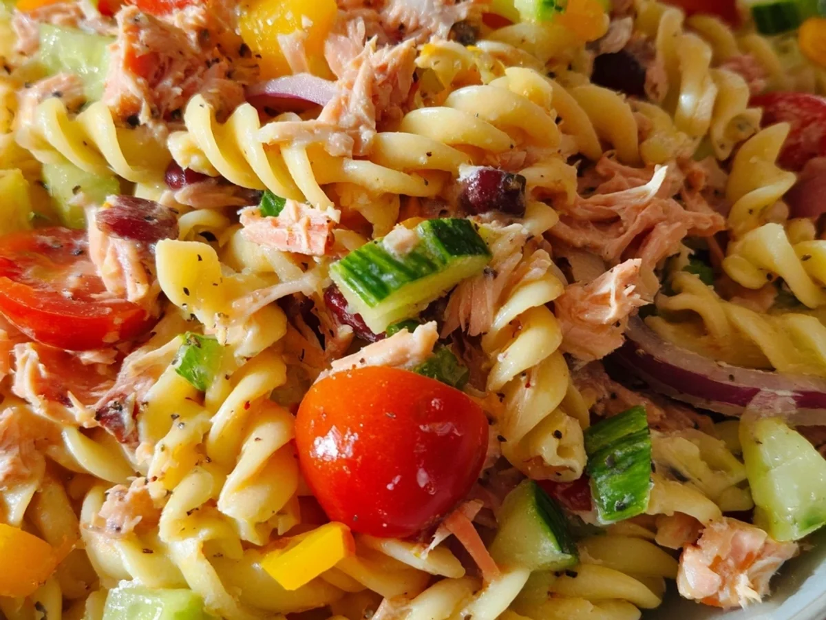 Kalorienarmer Nudelsalat mit Thunfisch ohne Mayo - Bild 2
