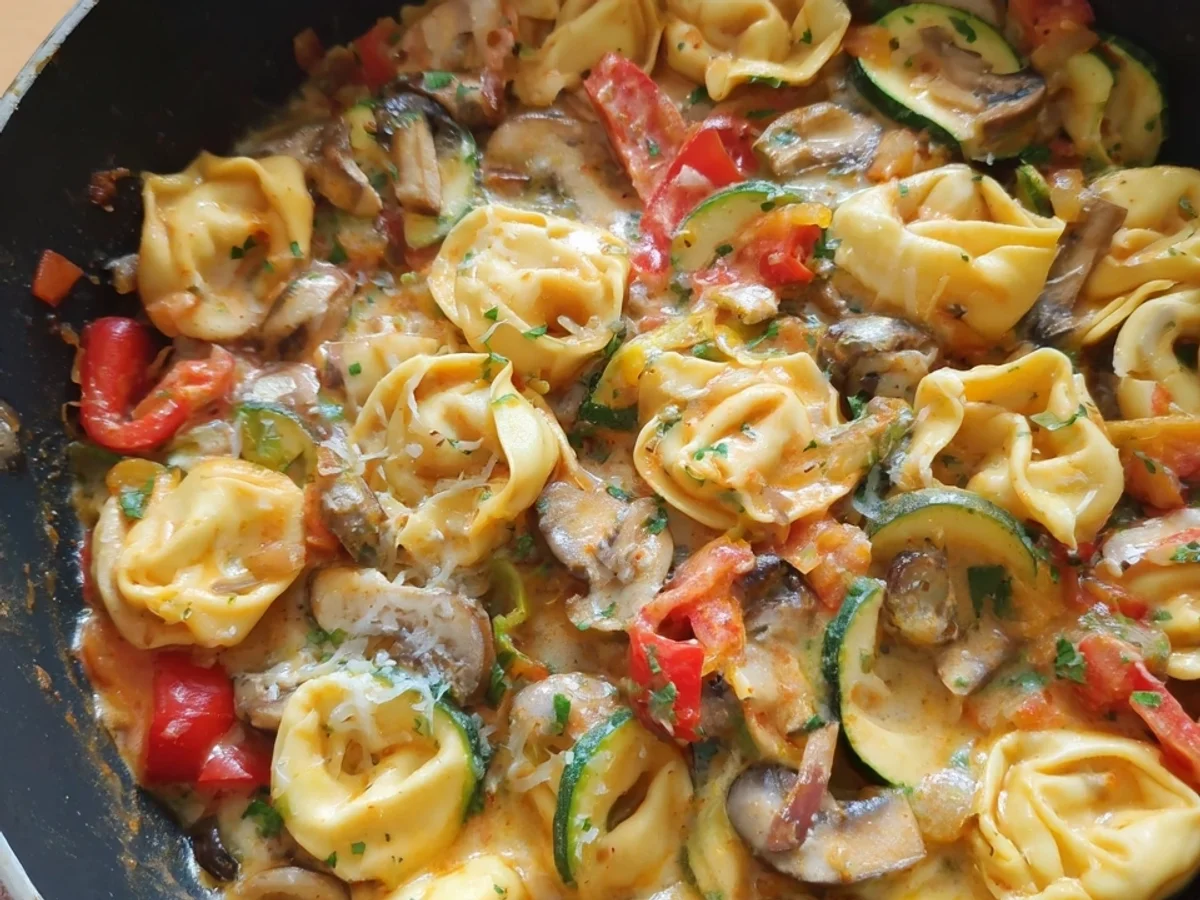 Tortellini-Gemüsepfanne: Schnell & lecker - Bild 2
